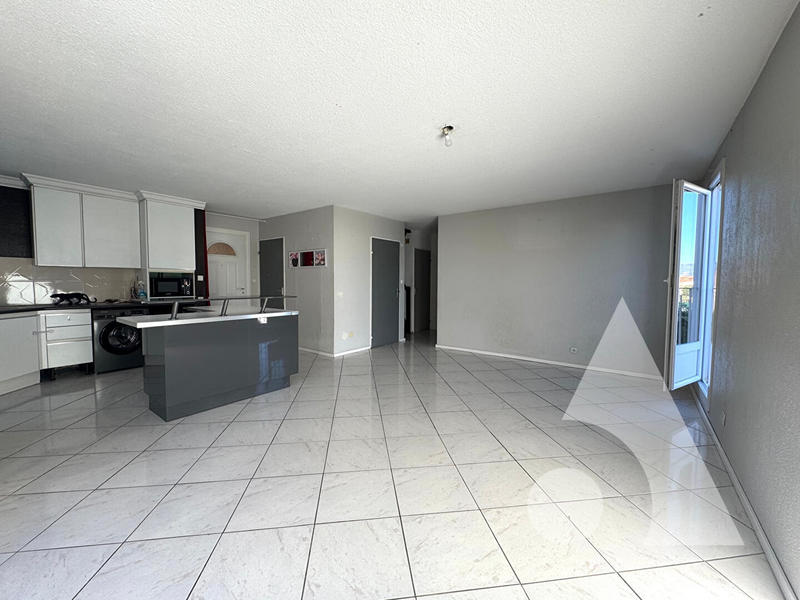 Appartement - 110 m² - 5 pièces