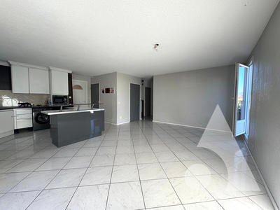 Appartement - 110 m² - 5 pièces