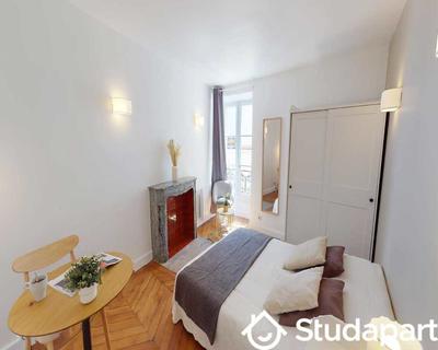 Chambre - 80 m² - 1 pièce