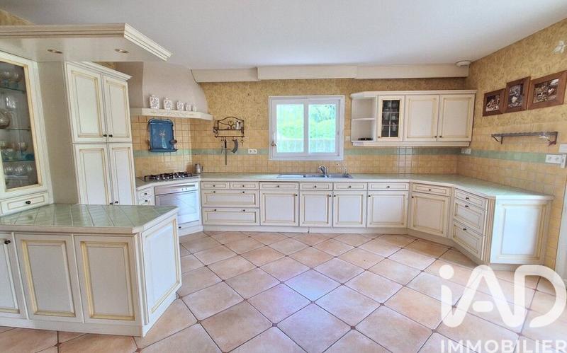 Maison - 161 m² - 6 pièces