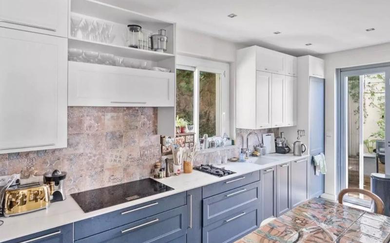 Villa - 240 m² - 6 pièces