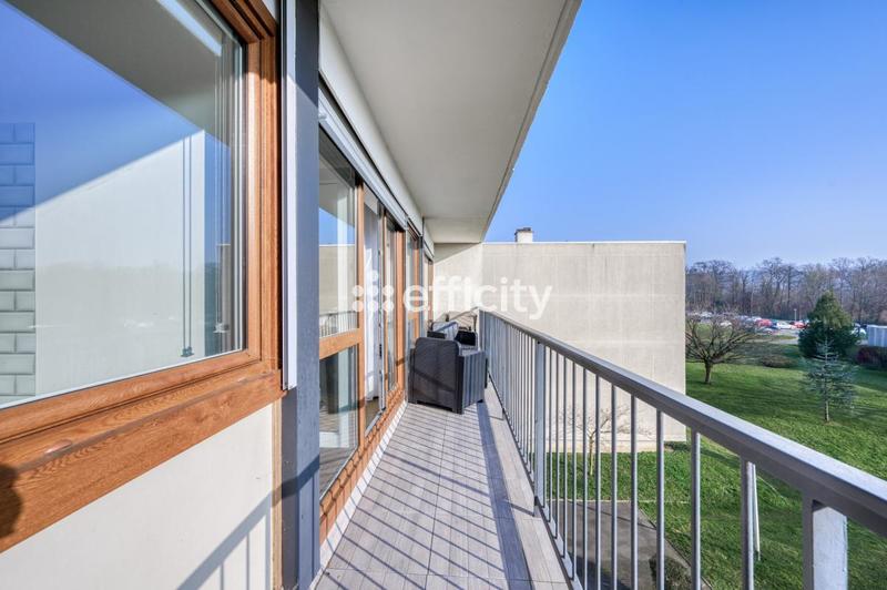 Appartement - 76 m² - 4 pièces