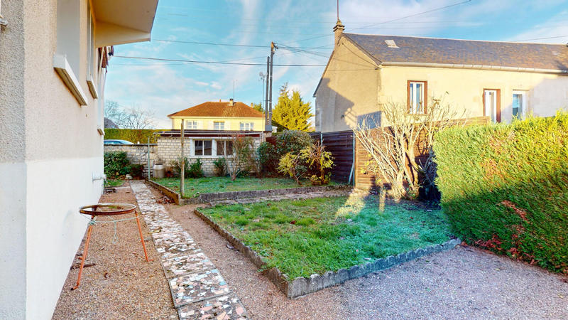 Maison - 90 m² - 3 pièces