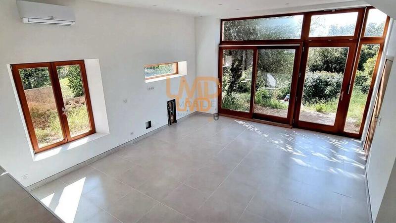 Maison - 117 m² - 4 pièces