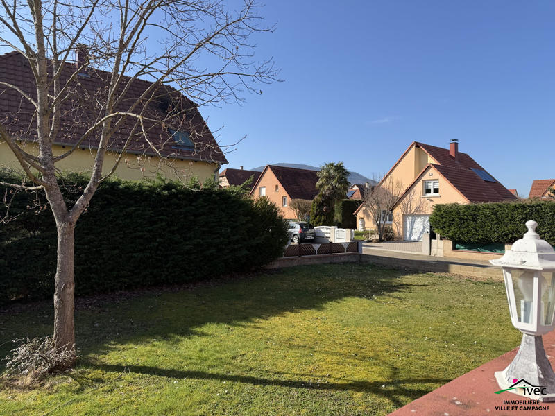 Maison - 93 m² - 5 pièces