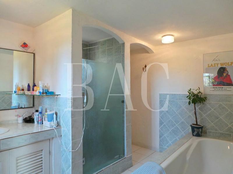 Villa - 500 m² - 12 pièces