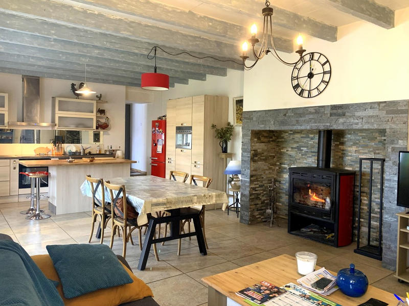 Maison - 95 m² - 3 pièces