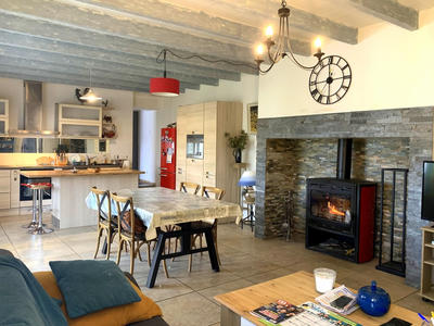 Maison - 95 m² - 3 pièces