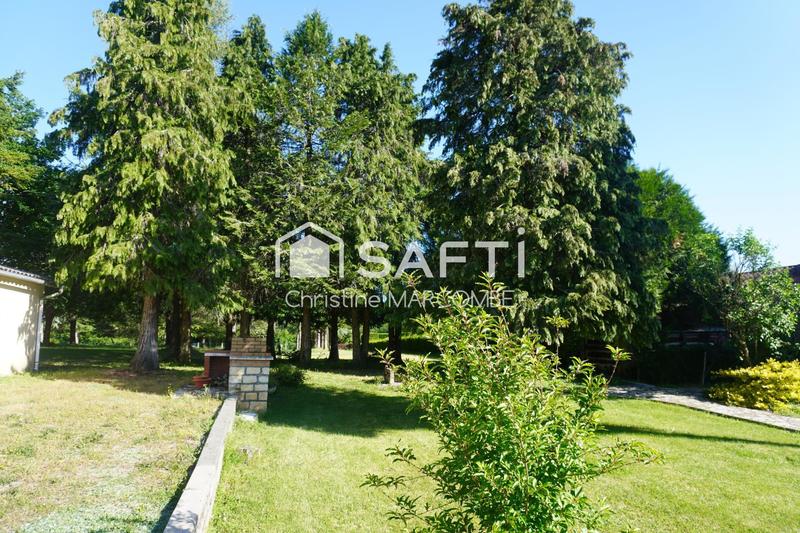 Maison - 215 m² - 10 pièces