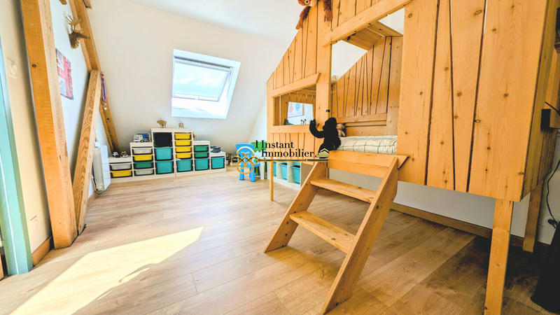 Maison - 145 m² - 7 pièces