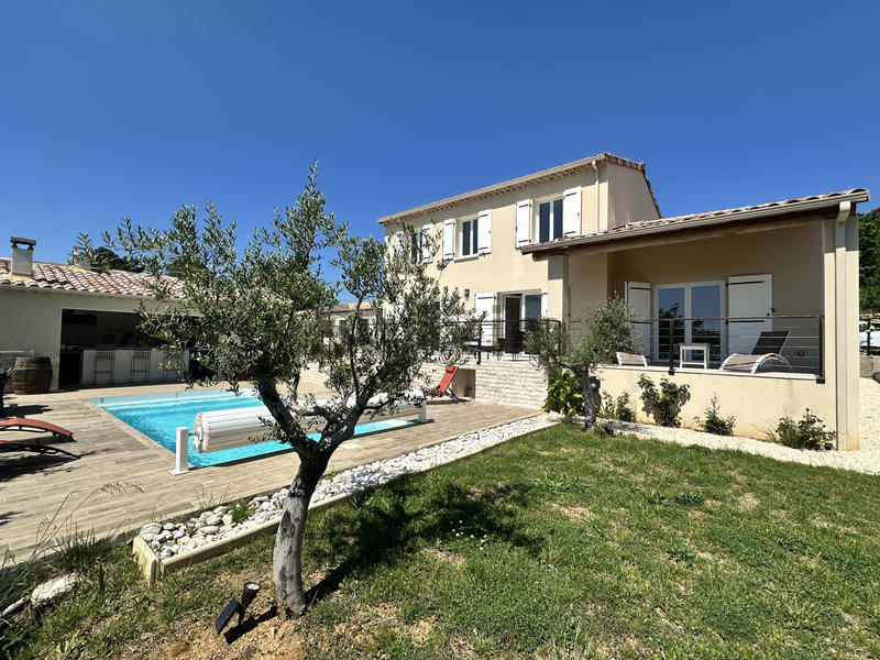 Villa - 130 m² - 6 pièces