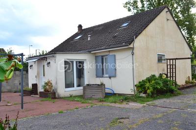 Maison - 100 m² - 6 pièces