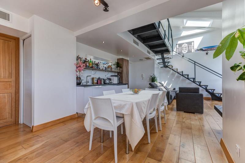 Appartement - 132 m² - 4 pièces