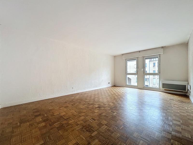 Appartement - 90 m² - 5 pièces
