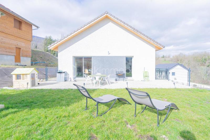 Maison - 90 m² - 4 pièces