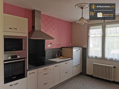 Maison - 83 m² - 5 pièces