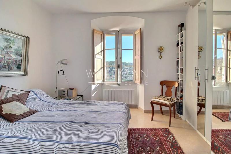 Appartement - 91 m² - 4 pièces