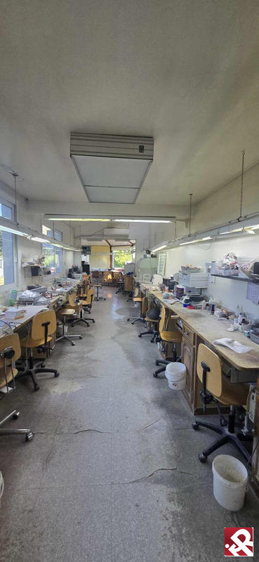 Maison - 216 m² - 5 pièces