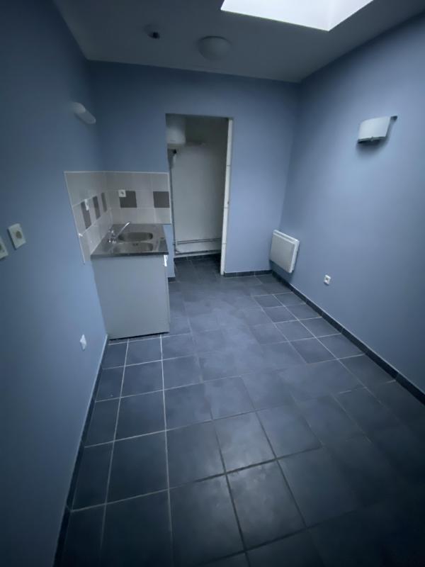 Bureau - 150 m² - 1 pièce