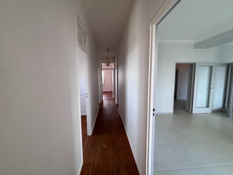 Appartement - 120 m² - 6 pièces