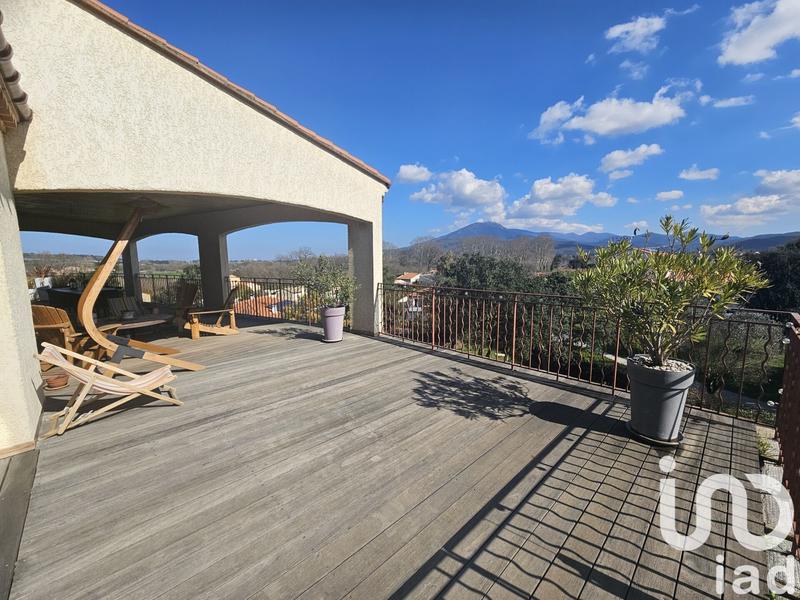 Maison - 327 m² - 11 pièces