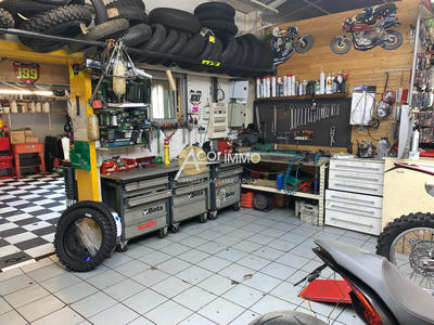 Fonds de commerce - Local commercial - 241 m²