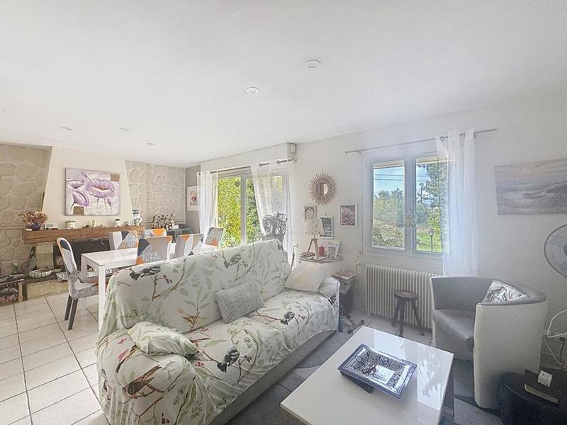 Maison - 85 m² - 5 pièces