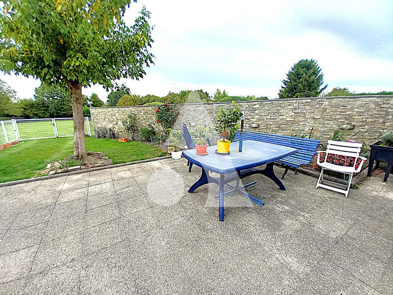 Maison - 189 m² - 13 pièces