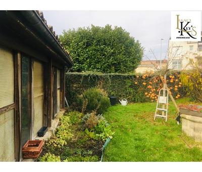 Immeuble - 180 m² - 8 pièces