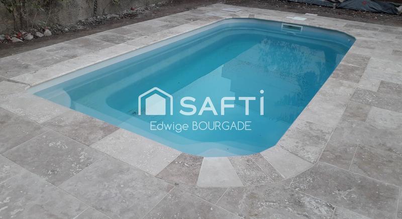 Maison - 238 m² - 6 pièces