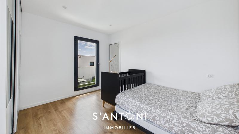 Maison - 125 m² - 4 pièces