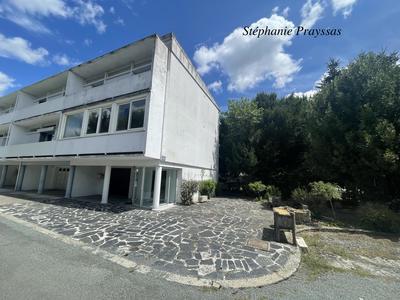 Maison jumelée - 111 m² - 5 pièces