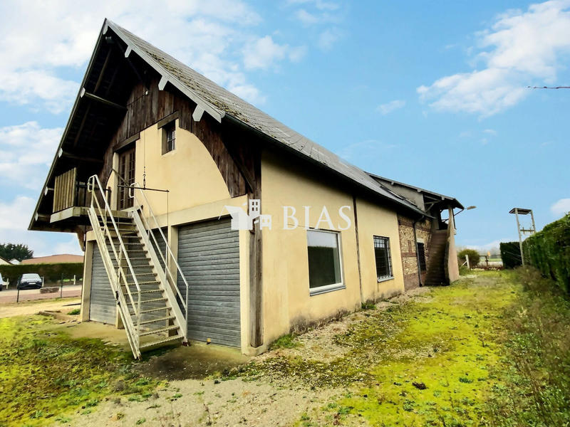 Local d'activités - 300 m²