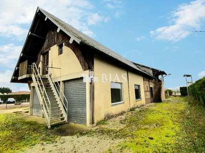 Local d'activités - 300 m²