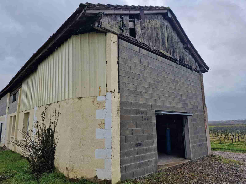 Parking / Garage - 112 m²