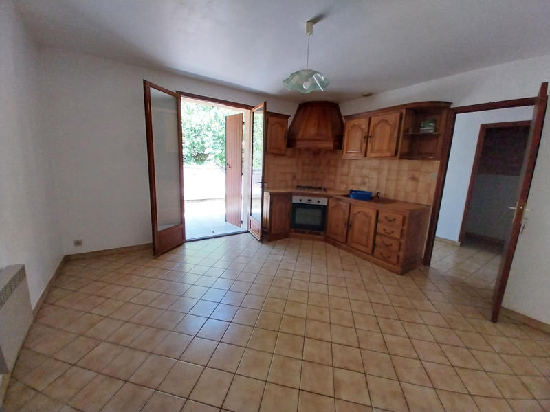 Maison - 239 m² - 8 pièces