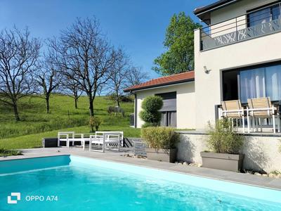 Maison - 113 m² - 5 pièces