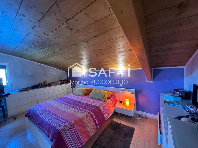 Maison - 178 m² - 10 pièces