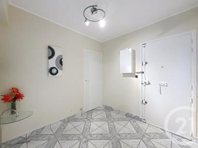 Appartement - 66 m² - 4 pièces