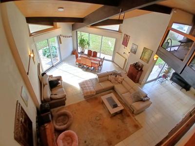 Maison - 384 m² - 11 pièces