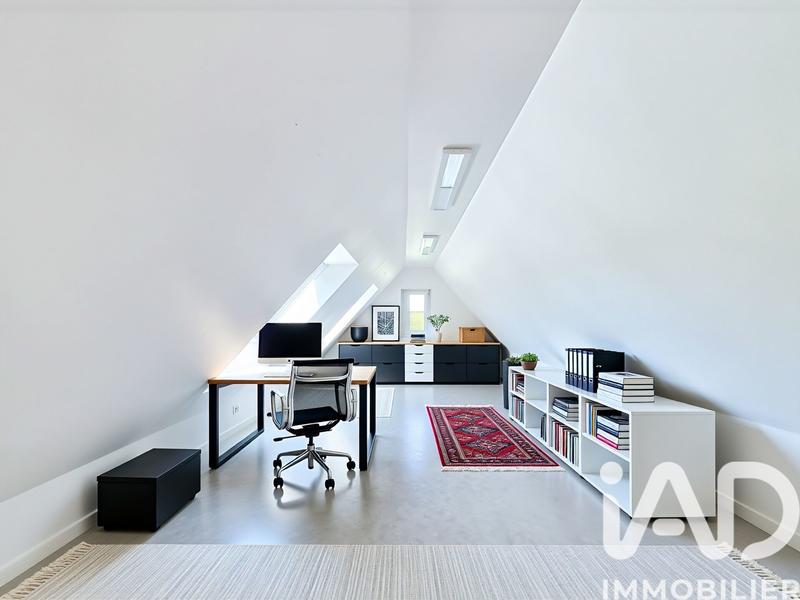 Maison - 143 m² - 5 pièces