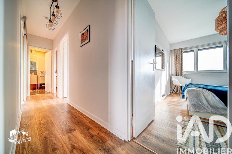 Appartement - 90 m² - 4 pièces