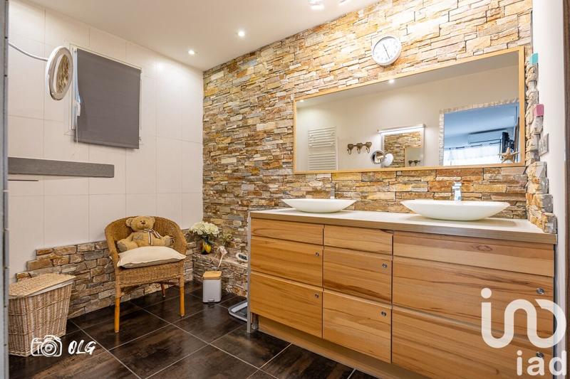 Maison - 162 m² - 5 pièces