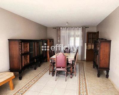 Maison - 137 m² - 7 pièces