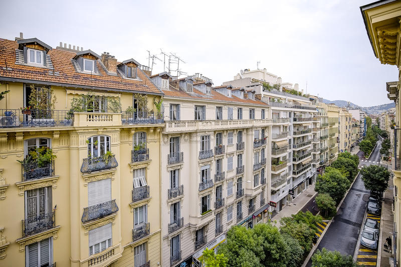 Appartement - 95 m² - 4 pièces