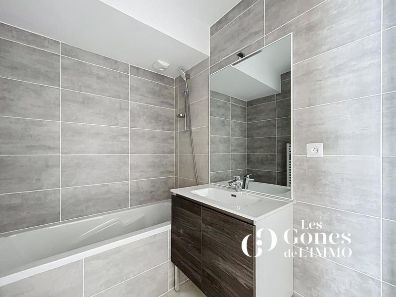 Duplex - 103 m² - 5 pièces