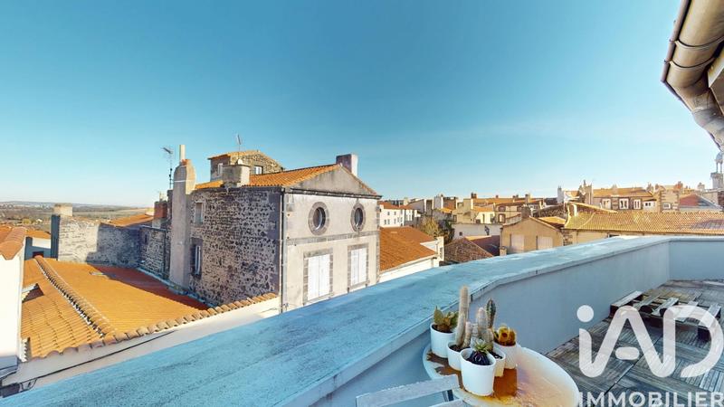 Duplex - 167 m² - 7 pièces