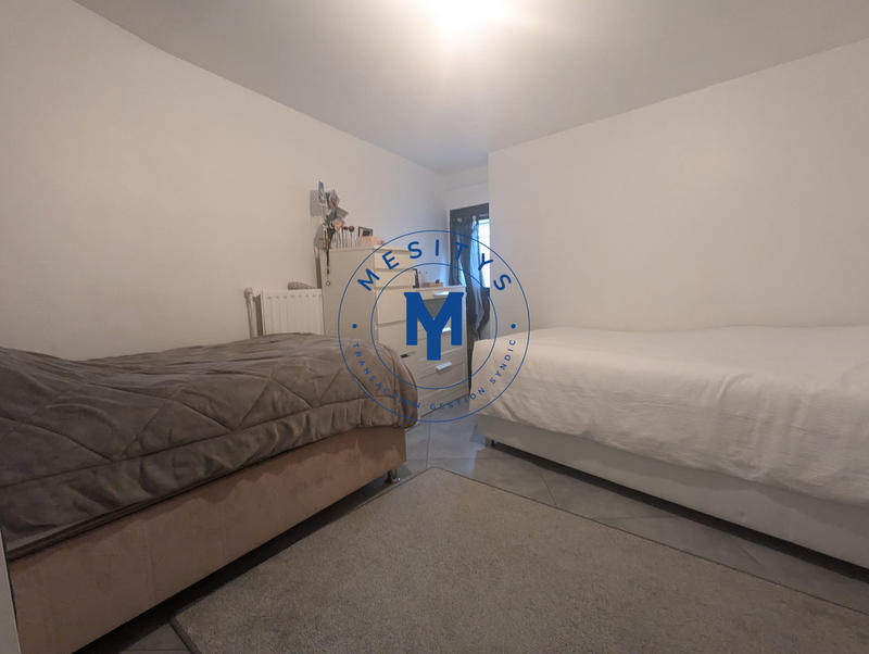 Maison - 99 m² - 5 pièces