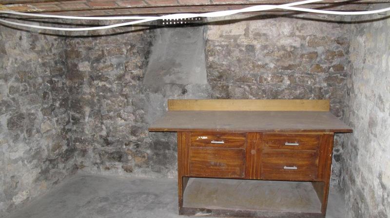 Bureau - 83 m² - 1 pièce