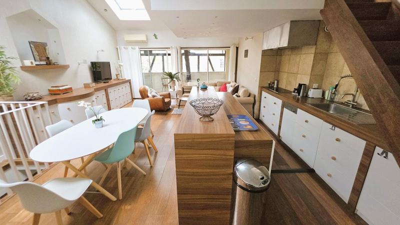 Appartement - 85 m² - 5 pièces